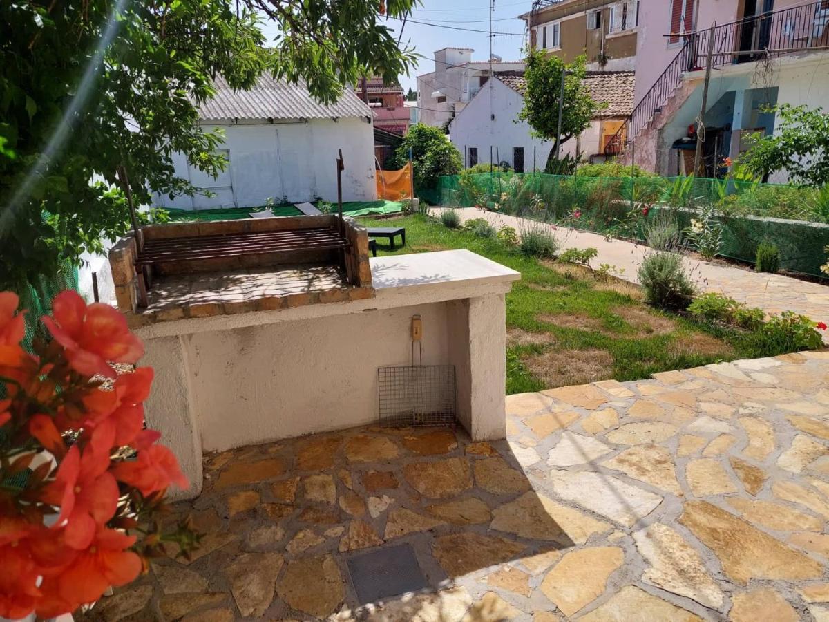 Alegria House 150m From The Beach Apartment